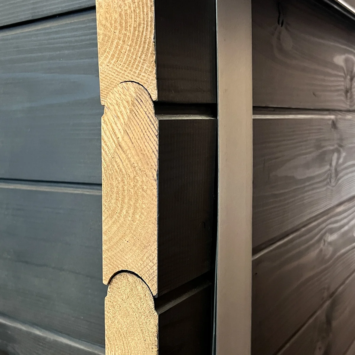 Black Cube - 40mm thermowood