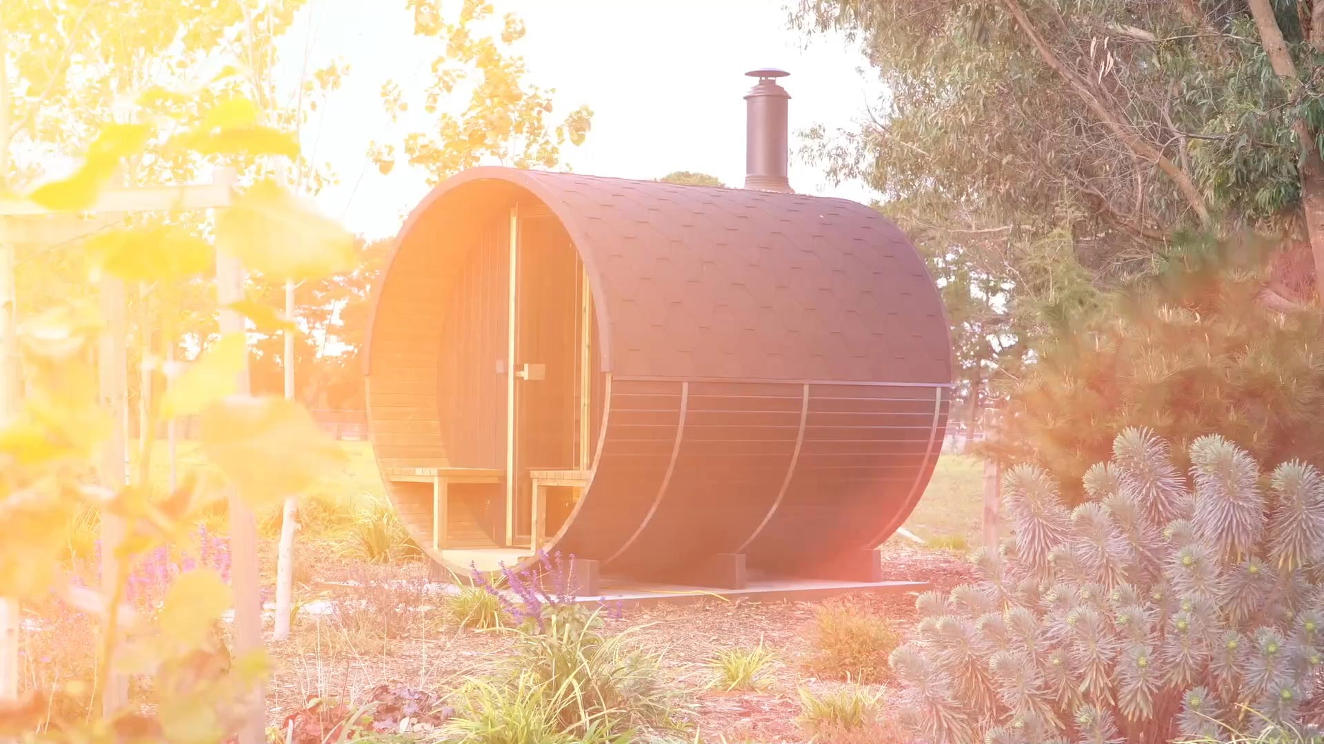 Thermo Barrel Sauna Cover Background