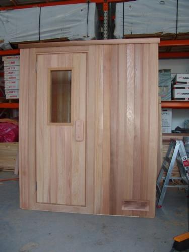 mini-Custom design sauna from WR Cedar 1.6 x 1.04m 008 0